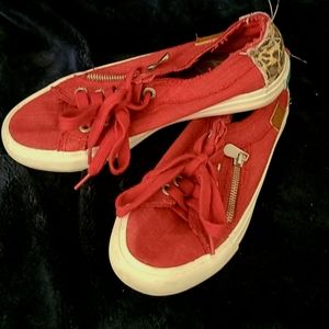 Blowfish Malibu Lace Up Sneakers